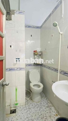 Nhà nhỏ tại 143/78B Gò Dầu, hẻm xe tải tiện ở và kinh doanh