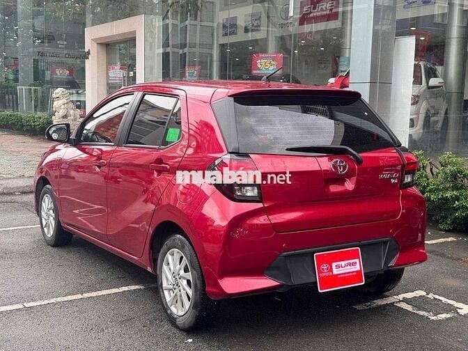 Toyota Wigo 2024 G 1.2 AT - Số Tự Động màu đỏ
