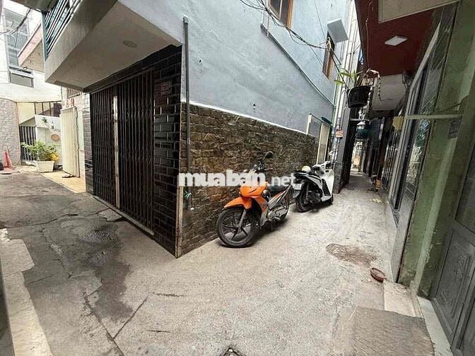 BÁN NHÀ MỚI 2 LẦU - HẺM 657 BA ĐÌNH, P9,Q8