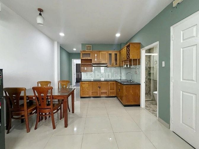 Chung cư Trương Quyền, Phường 6,Quận 3:,2p ngủ,1wc,ban công,NT, 12tr