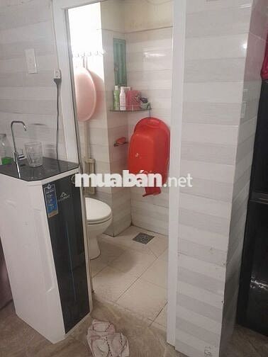 Cho thuê phòng trọ 20m , gác lửng bình tân