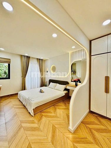 Chỉ 1 tỷ hơn đã nhận nhà 42.5m² Lê Quang Định, xây 1 trệt 3 lầu. SHR