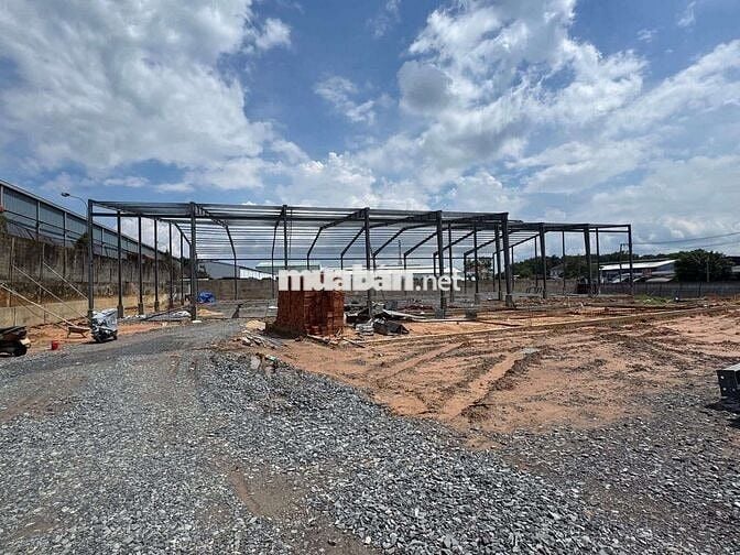 Cho thuê xưởng 1950m2 tại Tân Hiệp Tân Uyên Bình Dương