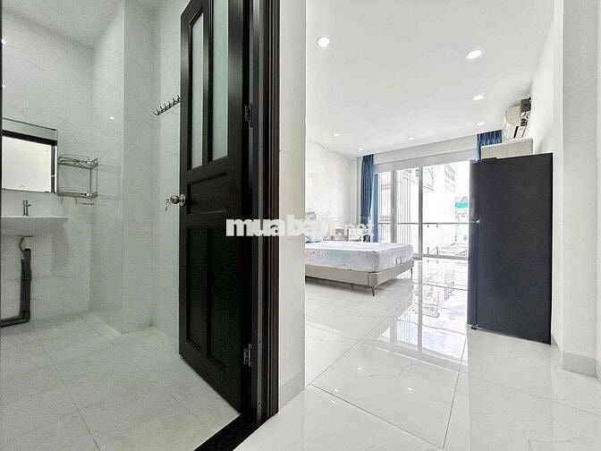 CĂN HỘ MỚI THANG MÁY BAN CÔNG 48M2 MÁY GIẶT RIÊNG FULL NỘI THẤT MỚI