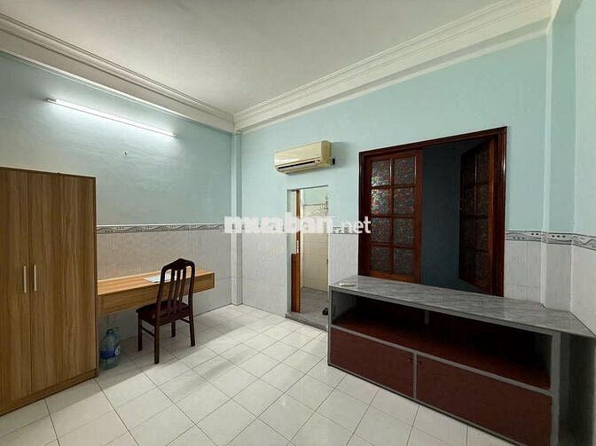 STUDIO 30M2 CỬA SỔ CHU VĂN AN BÌNH THẠNH KẾ Q1 Q3 GẦN FTU, UTH, HUTECH