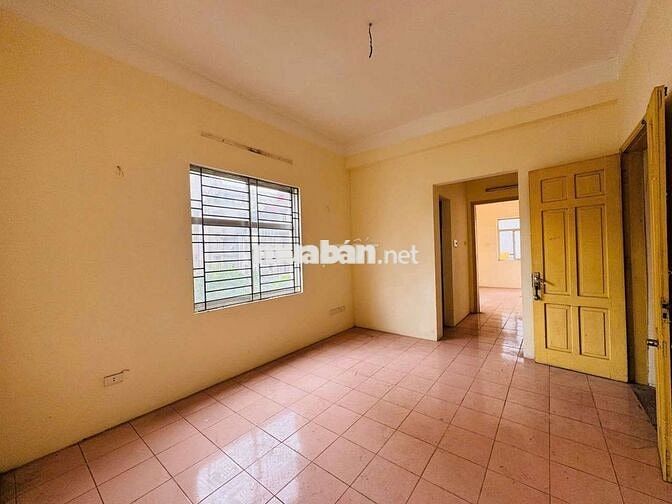 Căn hộ CC Trần Quý Kiên, 2PN tầng đẹp, 57m giá cực hợp lý chỉ 4,33 tỷ