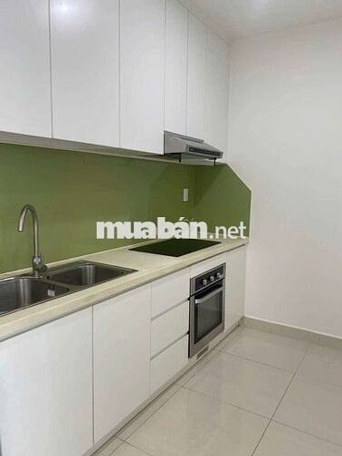 Cho thuê căn hộ LAVITA CHARM 2PN nhà trống giá 10,5 triệu