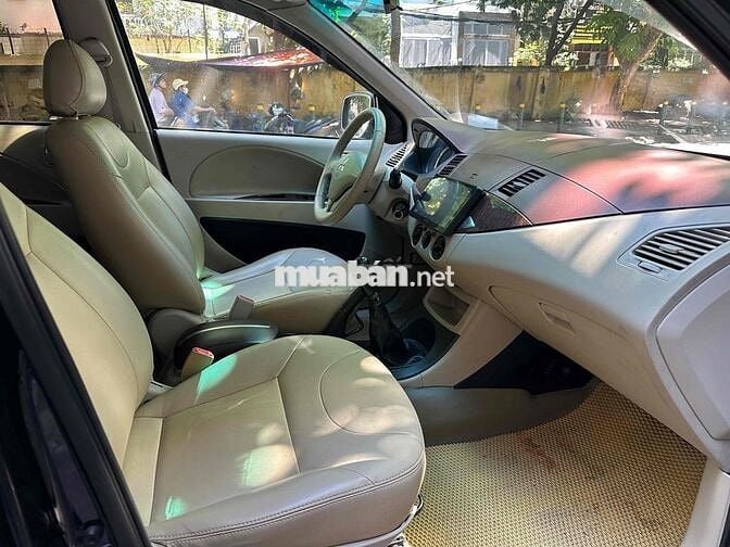 mitsubishi Zinger 2009 2.4MT Đen 7 Chỗ Siêu Mới