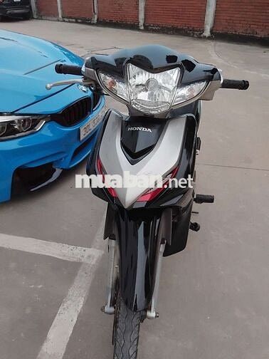 Xe đời mới 2012.chính hãng Honda.còn mới toanh