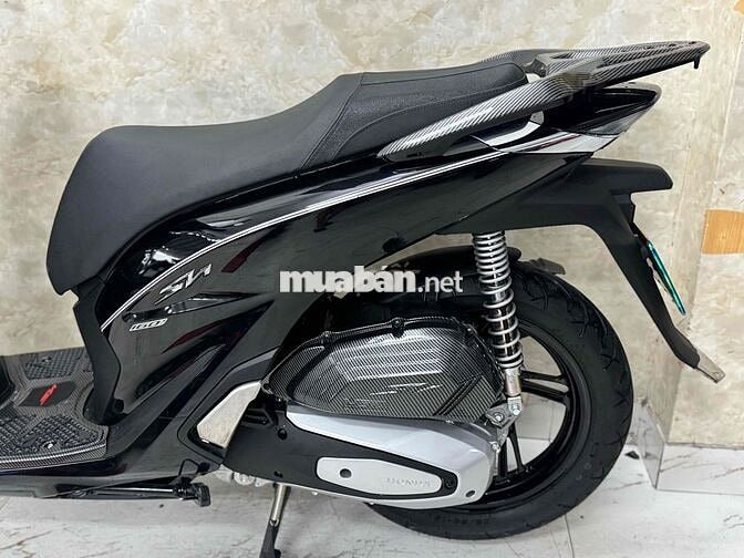 SH 160 mua tháng 5-2025 đen bóng 43AE-070.71
