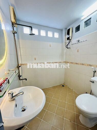 CĂN HỘ DUPLEX mặt tiền đường Khánh Hội QUẬN 4 - gần Quận 1
