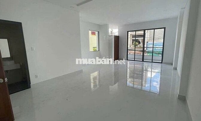 Cần cho thuê nhà góc 2MT Đường Phan Xích Long P.2 Q.Phú Nhuận