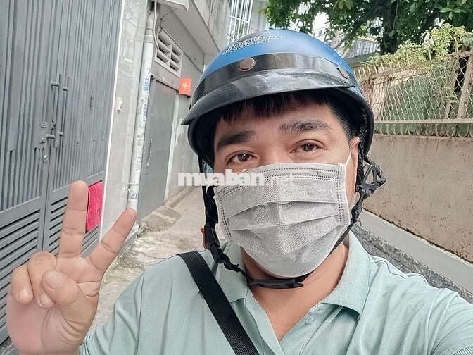 Nhà 3 Tầng gâng CV Gia Định hẻm thông 3m