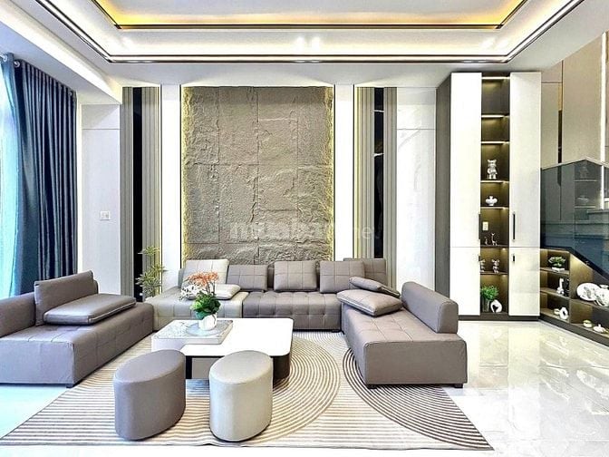 Bán Nhà Mặt Tiền Vạn Hạnh, Quận 10 Kinh Doanh Tốt, Giá Cực Tốt!