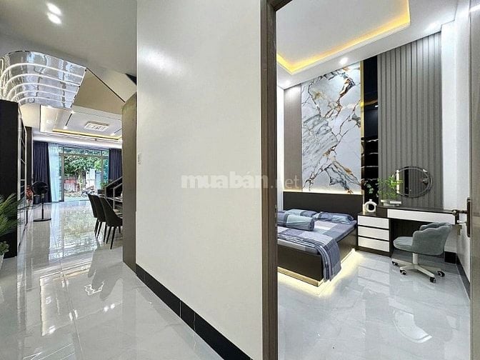 Bán Nhà Mặt Tiền Vạn Hạnh, Quận 10 Kinh Doanh Tốt, Giá Cực Tốt!