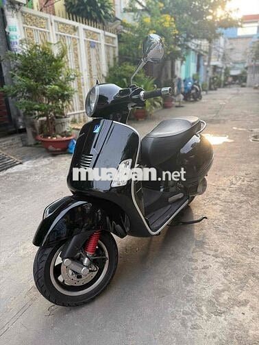 Vespa GTS Super 4vie nhập khẩu ý