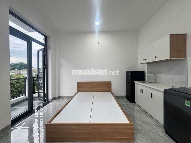 Studio ban công mới xây ngay Xuân Thới Đông - Cách Huflit chỉ 5p đi xe