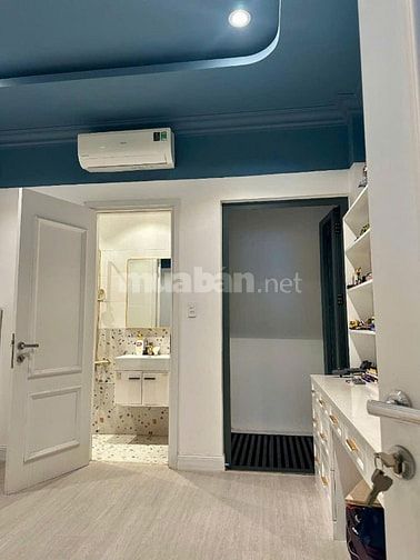 nhà ĐẸP gần VinCom Nam Long, 05 Tầng, DT 4,5x14m