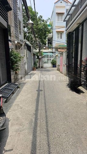 nhà ĐẸP gần VinCom Nam Long, 05 Tầng, DT 4,5x14m