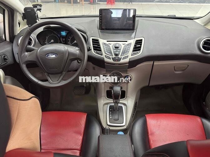 Ford Fiesta 2015 1.5 AT Trend - 112000 km
