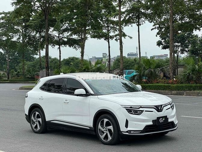 VF8 Eco 2023 GF Mua Pin Sdi đẹp xuất sắc