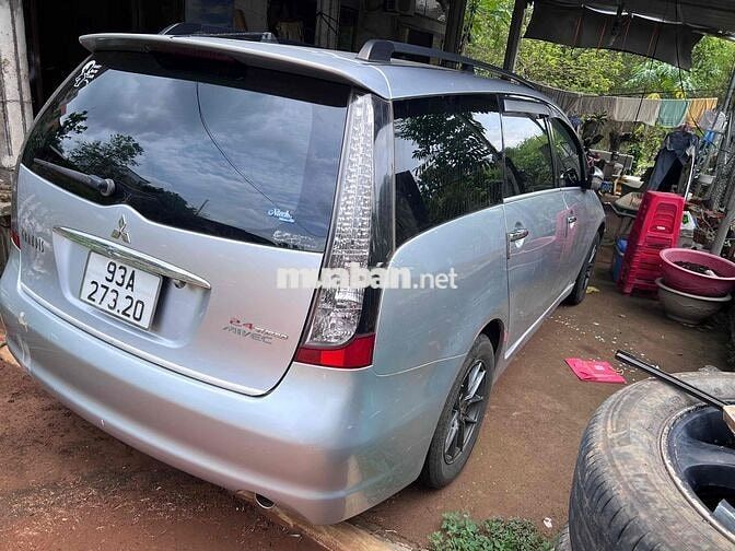 Mitsubishi Grandis 2005 2.4 AT - 200000 km