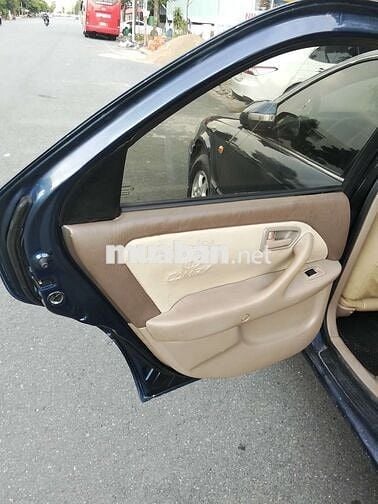 Bán xe 5 chỗ Camry đời 1999, kiểm mới