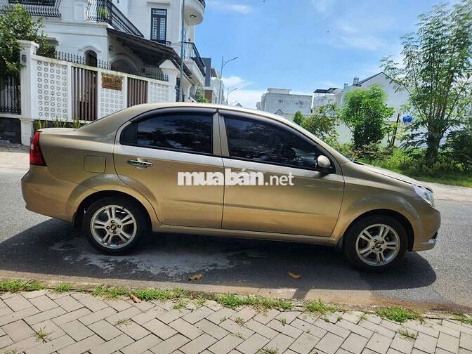 Chevrolet Aveo 2015 số sàn