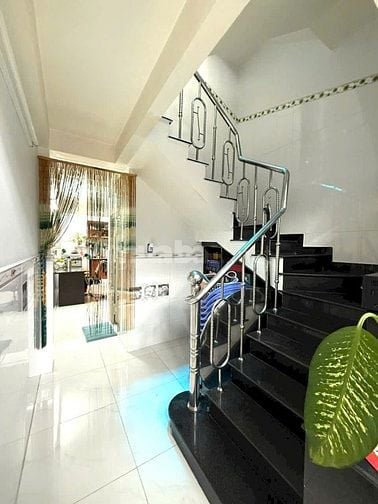 🔵 Nhỉnh 5tỷ sở hữu nhà Nguyễn Duy Q8. 4tầng SHR, Hoàn công (3x15) Mới