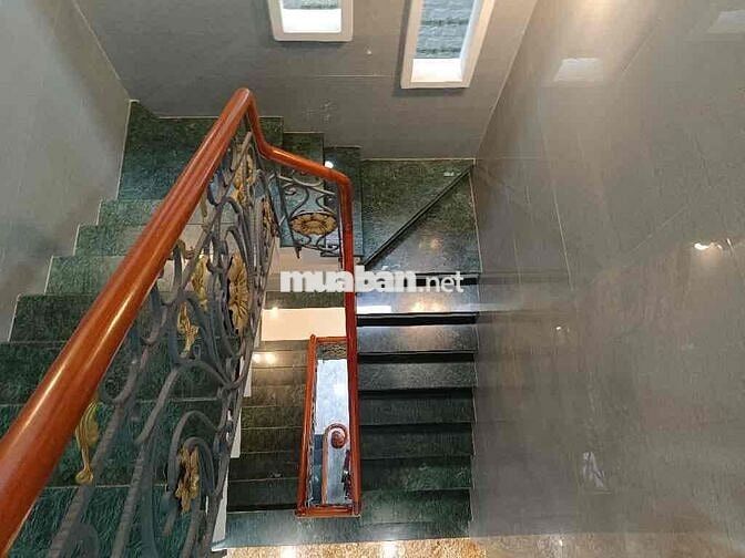 Mã Lò 140m2, 3 tầng, Dt: 7 x  22, Giá: 8.2 tỷ Bình Tân
