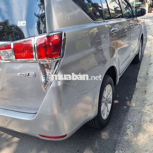 Toyota Innova 2017 2.0E - 79000 km gia đình