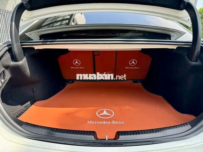 Mercedes Benz C200 Plus 2022 - 15000 km