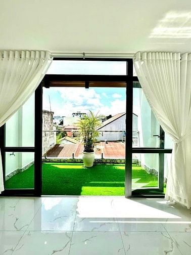 Nhà 4 x 11,5 đúc 1 trệt 2 lầu hẻm 4m đường Phạm Văn chiêu p8 gò vấp 
