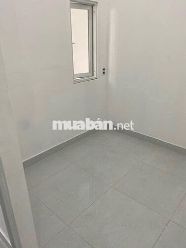 có căn nhà nhỏ cần chủ mới DT 21m2/ 2 tỷ , SHR, Lê Đình Cẩn, hẻm oto