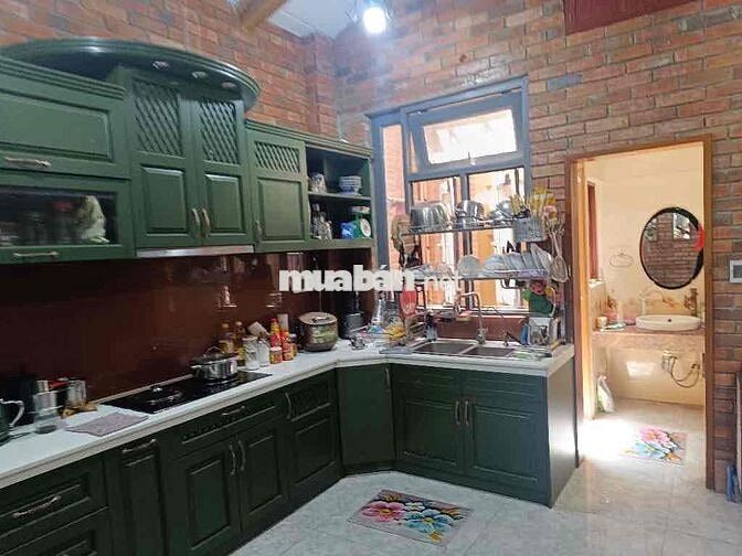 Mã Lò 140m2, 3 tầng, Dt: 7 x  22, Giá: 8.2 tỷ Bình Tân