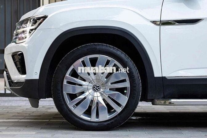 Volkswagen Teramont President 6 chỗ VIP siêu lướt