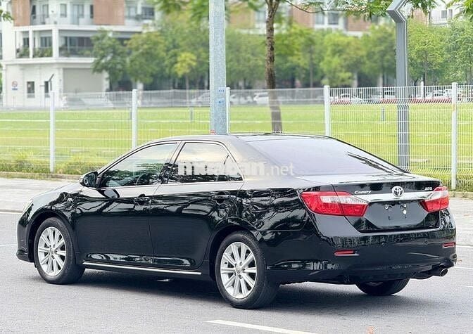 Toyota Camry 2.5G 2014 tên tư nhân