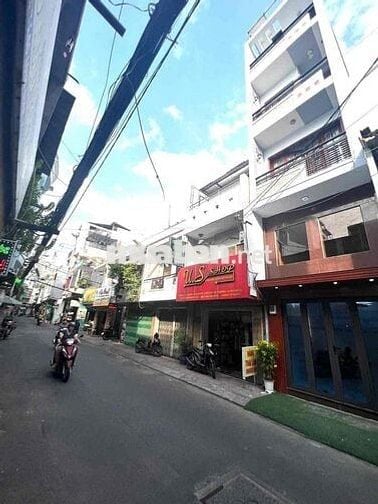 Hẻm Xe Tải Tránh Nhau Đường Lạc Long Quân, 2 Lầu 4PN