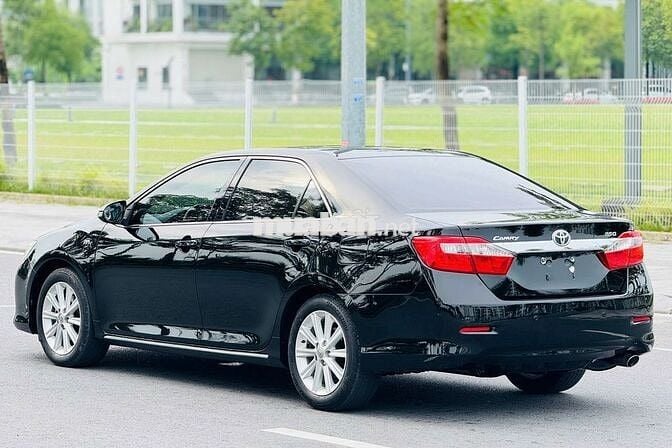 Toyota Camry 2.5G 2014 tên tư nhân