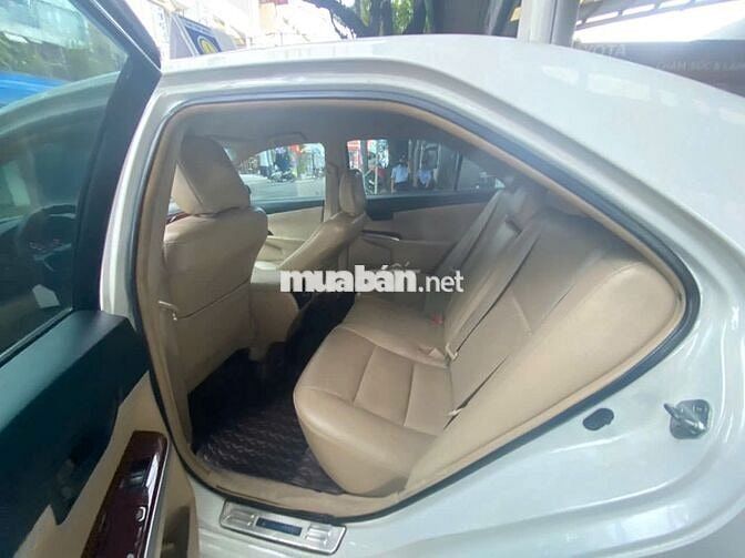 Toyota Camry 2014 2.0E - 135000 km