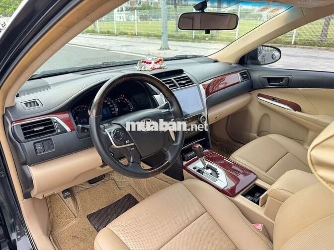 Toyota Camry 2.5G 2014 tên tư nhân