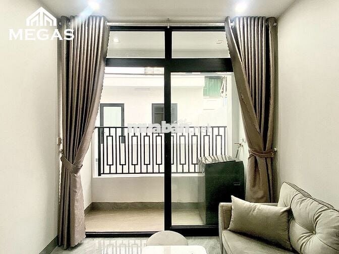 CĂN HỘ CAO CẤP 2N1K BAN CÔNG MÁY GIẶT RIÊNG, TRNG TÂM QUẠN CẦU GIẤY