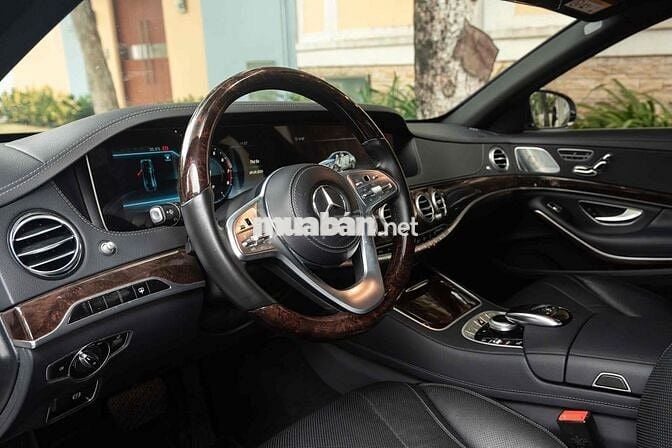 Mercedes S450L Đklđ 2018- Trả trước 400tr