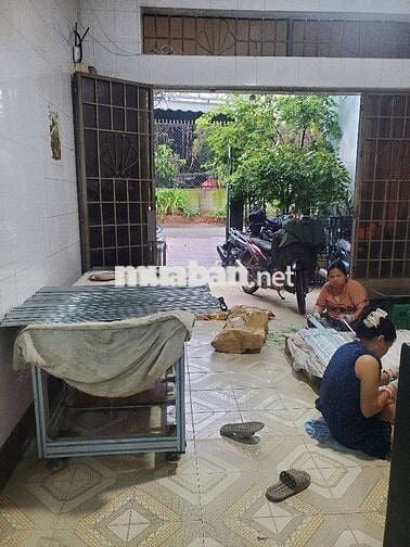 Bán Nhà Siêu Hot Hẻm xe tải , QL1A , BHHB , Bình Tân , xem phải chốt