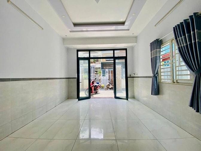 bán nhà DT 5m x 16m = Cn 80m2 giá rẻ chỉ 6 tỷ 9 tL, hẻm ô tô xe hơi