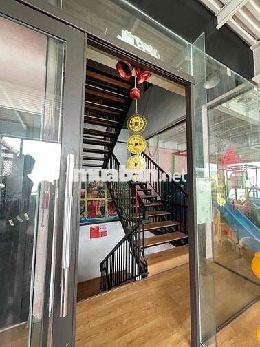 CHO THUÊ NHÀ 3 TẦNG MT HOÀ AN , CẨM LỆ - (Ngang 10m)