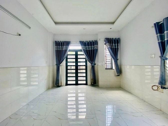 bán nhà DT 5m x 16m = Cn 80m2 giá rẻ chỉ 6 tỷ 9 tL, hẻm ô tô xe hơi