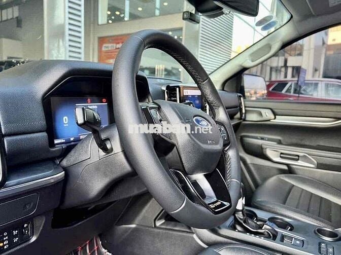 Ford Everest 2023 Sport  màu xanh hiếm, ht góp