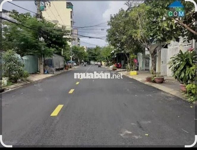 Nhà mặt tiền Phó đúc chính Sơn trà ngang 6 nở hâu xây căn hộ quá tốt