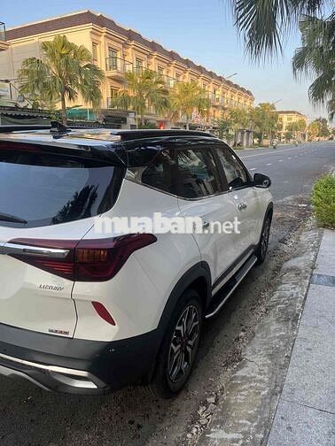 Kia Seltos 2020 1.4L Luxury - 36600 km